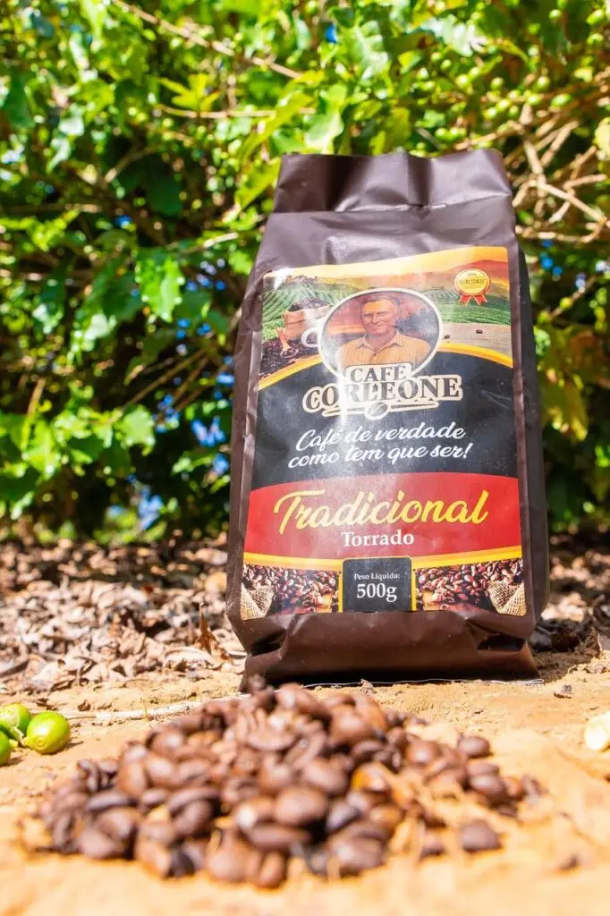 Embalagem do Café Corleone disponível para consumidores que buscam um café suave e de qualidade.